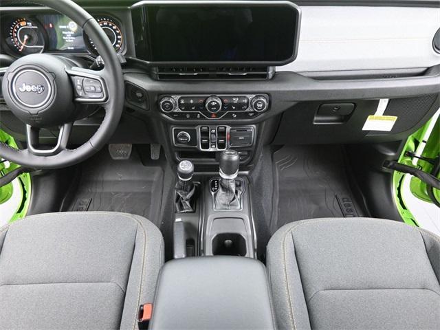 Photo of 2025 Mojito Clearcoat Jeep Wrangler