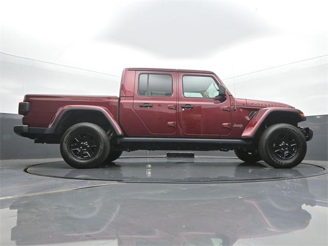 Photo of 2021 Snazzberry Pearlcoat Jeep Gladiator
