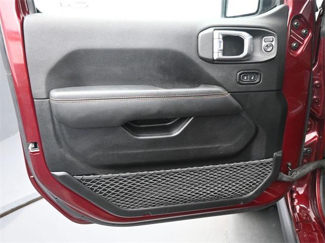 Photo of 2021 Snazzberry Pearlcoat Jeep Gladiator