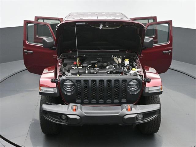 Photo of 2021 Snazzberry Pearlcoat Jeep Gladiator