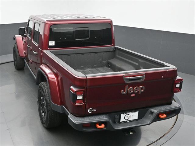 Photo of 2021 Snazzberry Pearlcoat Jeep Gladiator