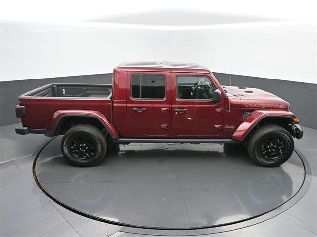 Photo of 2021 Snazzberry Pearlcoat Jeep Gladiator
