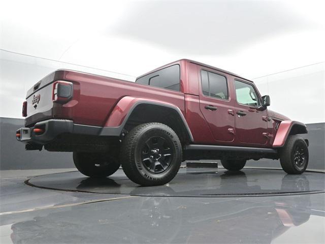 Photo of 2021 Snazzberry Pearlcoat Jeep Gladiator