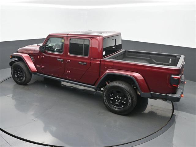 Photo of 2021 Snazzberry Pearlcoat Jeep Gladiator