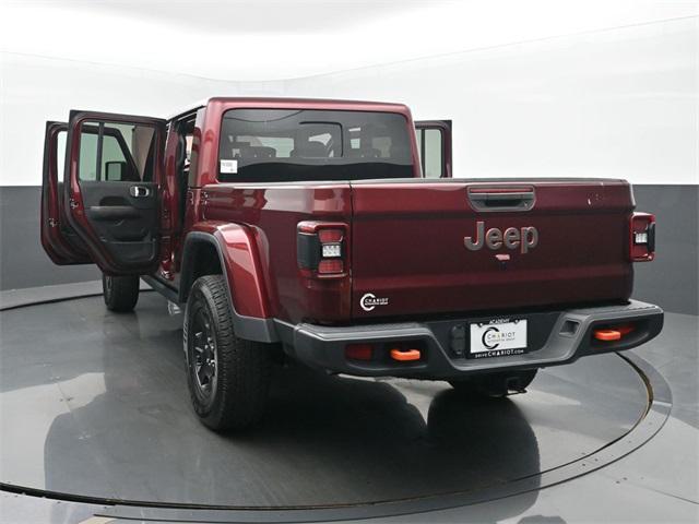 Photo of 2021 Snazzberry Pearlcoat Jeep Gladiator