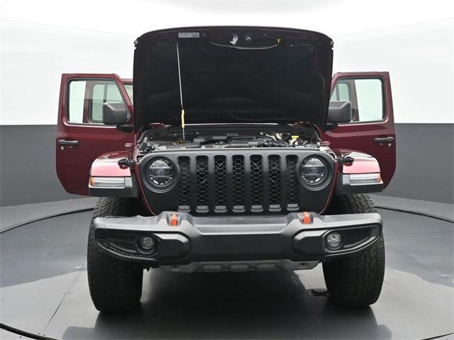 Photo of 2021 Snazzberry Pearlcoat Jeep Gladiator
