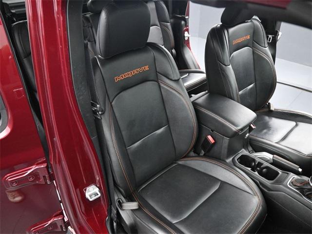 Photo of 2021 Snazzberry Pearlcoat Jeep Gladiator