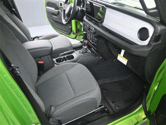 Photo of 2025 Mojito Clearcoat Jeep Wrangler