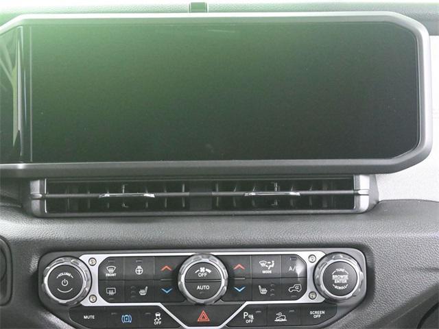 Photo of 2025 Mojito Clearcoat Jeep Wrangler