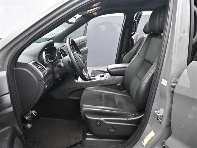 Photo of 2022 Sting-Gray Clearcoat Jeep Grand Cherokee