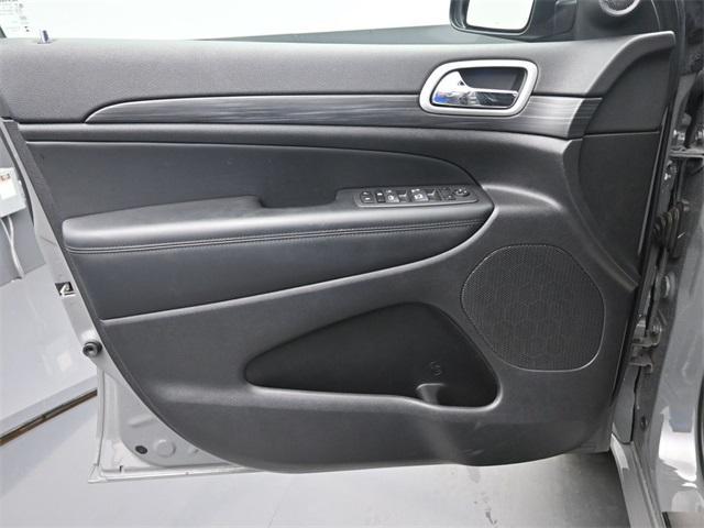 Photo of 2022 Sting-Gray Clearcoat Jeep Grand Cherokee