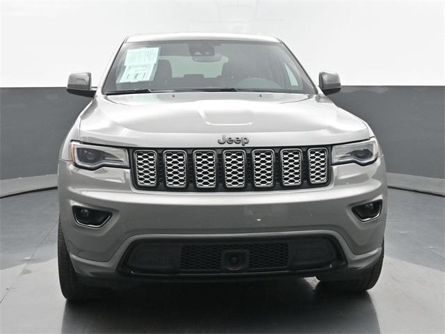 Photo of 2022 Sting-Gray Clearcoat Jeep Grand Cherokee