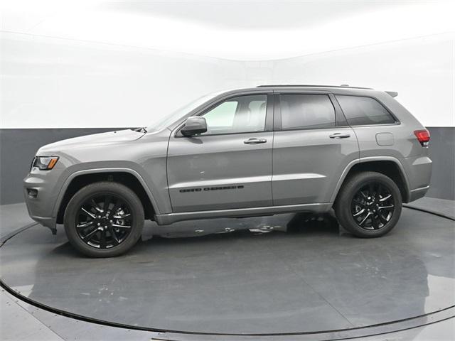 Photo of 2022 Sting-Gray Clearcoat Jeep Grand Cherokee