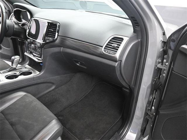 Photo of 2022 Sting-Gray Clearcoat Jeep Grand Cherokee
