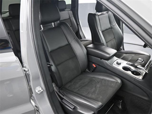 Photo of 2022 Sting-Gray Clearcoat Jeep Grand Cherokee