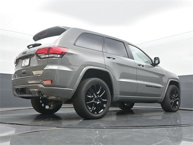 Photo of 2022 Sting-Gray Clearcoat Jeep Grand Cherokee