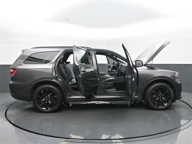 Photo of 2020 Granite Metallic Clearcoat Dodge Durango