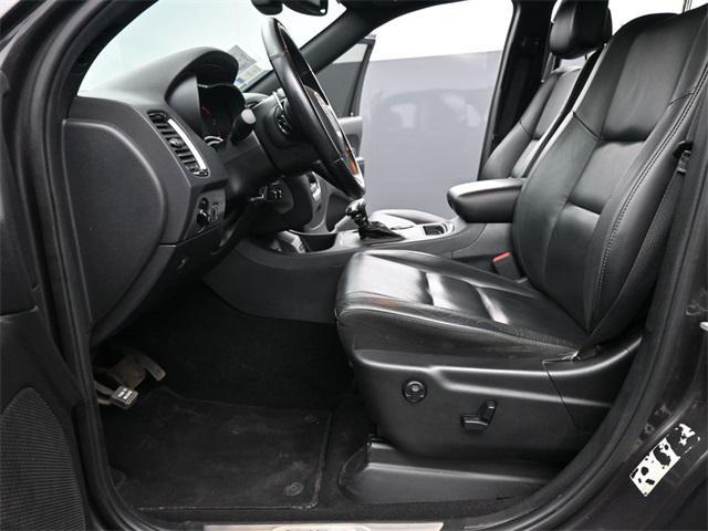 Photo of 2020 Granite Metallic Clearcoat Dodge Durango