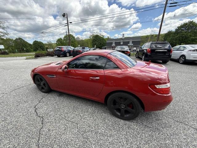 Photo of 2013 Mars Red Mercedes-Benz SLK-Class