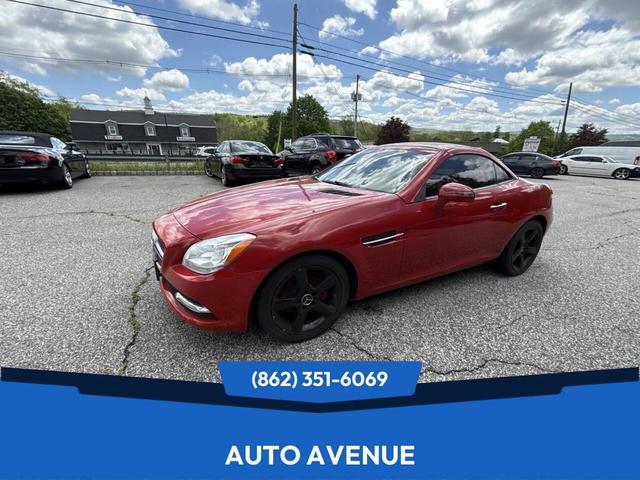 Photo of 2013 Mars Red Mercedes-Benz SLK-Class