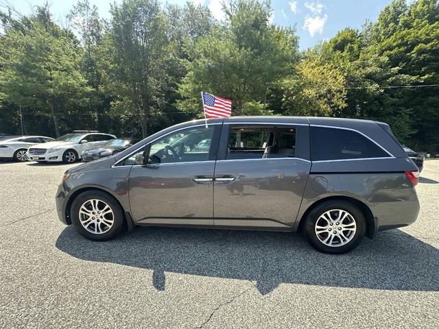 Photo of 2012 Polished Metal Metallic Honda Odyssey