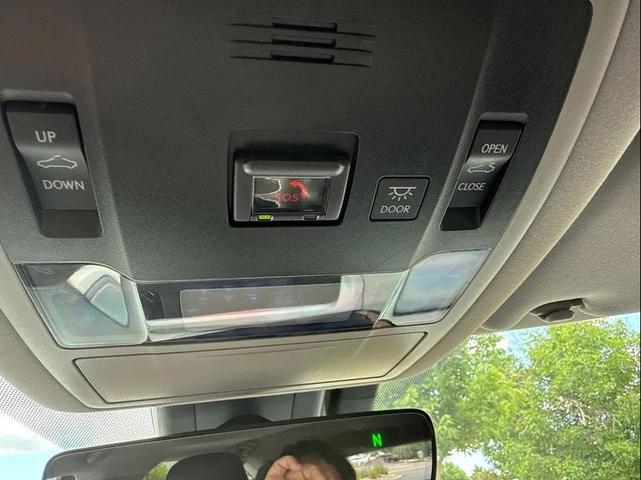 Photo of 2020 White Lexus RX 350L