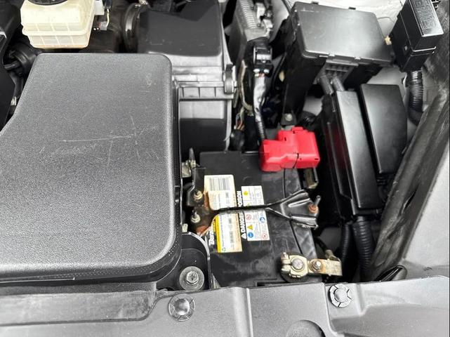 Photo of 2017 Liquid Platinum INFINITI QX60