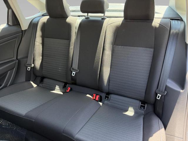 Photo of 2025 Platinum Gray Metallic Volkswagen Jetta