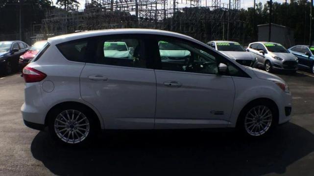 Photo of 2015 WHITE PLATINUM MET TRI-COAT Ford C-Max Energi