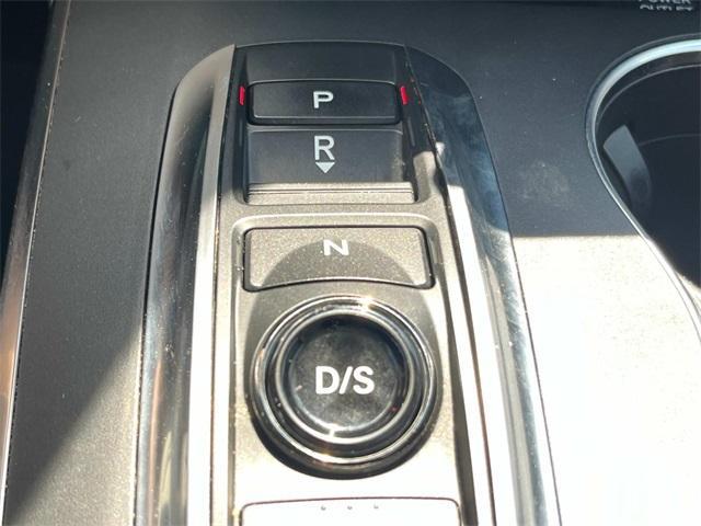 Photo of 2020 Gray Acura MDX
