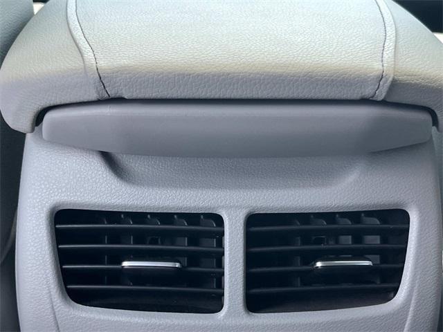 Photo of 2020 Gray Acura MDX