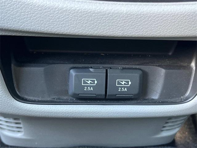 Photo of 2020 Gray Acura MDX