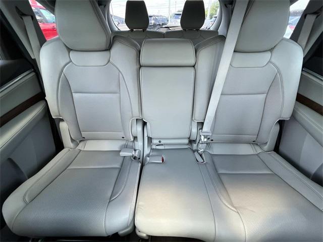 Photo of 2020 Gray Acura MDX