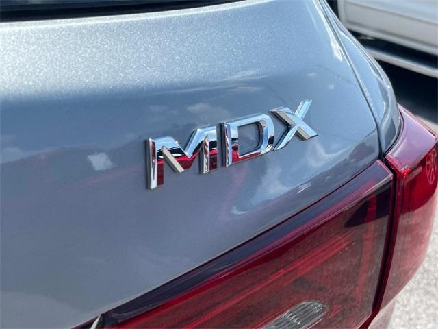 Photo of 2020 Gray Acura MDX