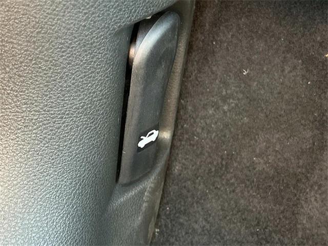 Photo of 2025 Gun Metallic Nissan Sentra