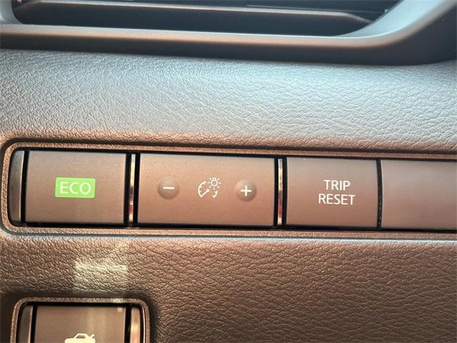 Photo of 2025 Gun Metallic Nissan Sentra