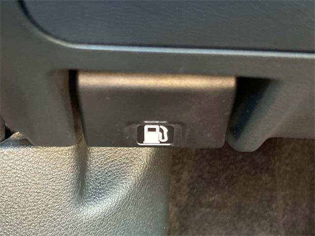 Photo of 2025 Gun Metallic Nissan Sentra