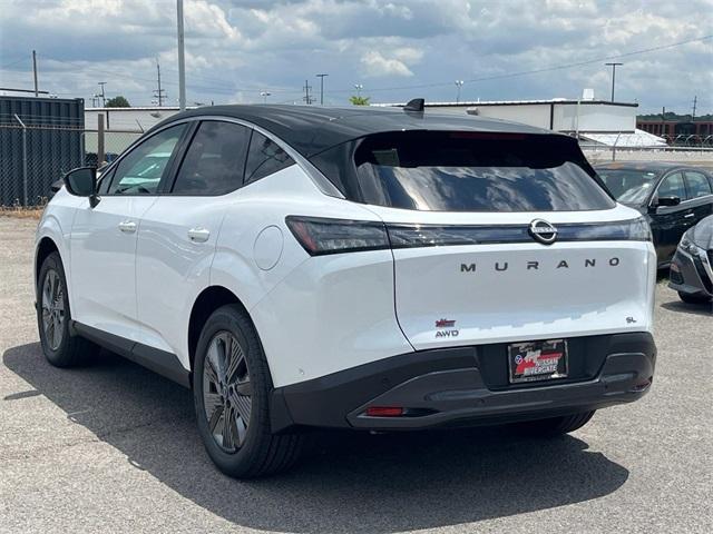 Photo of 2025 White / Black Nissan Murano
