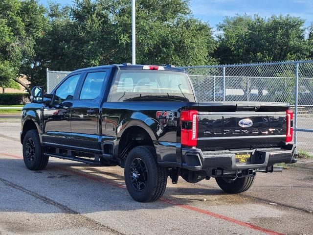 Photo of 2025 Agate Black Metallic Ford F-250