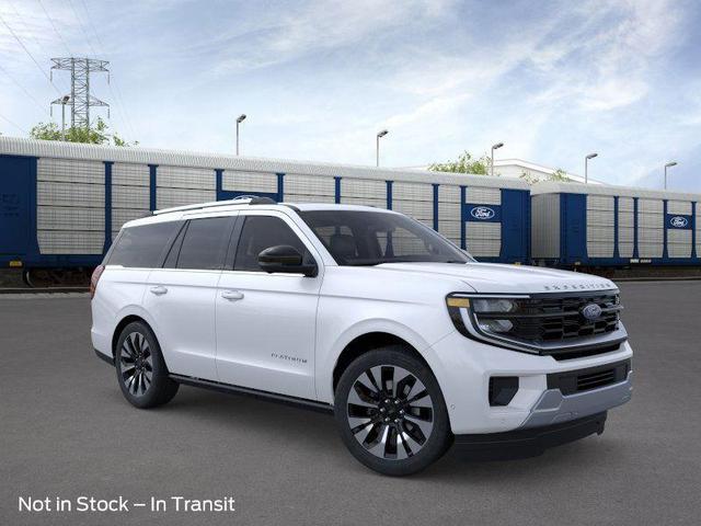 Photo of 2025 Star White Ford Expedition