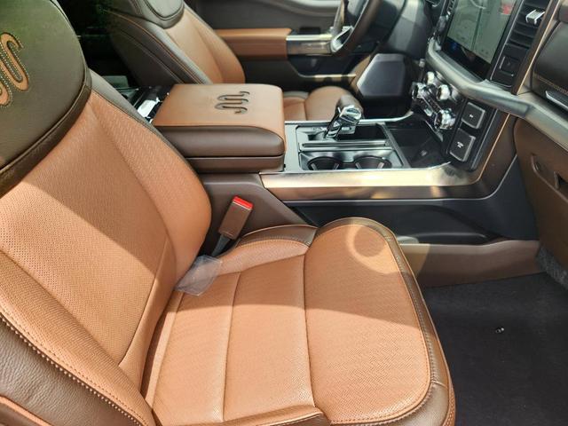 Photo of 2025 Agate Black Metallic Ford F-150