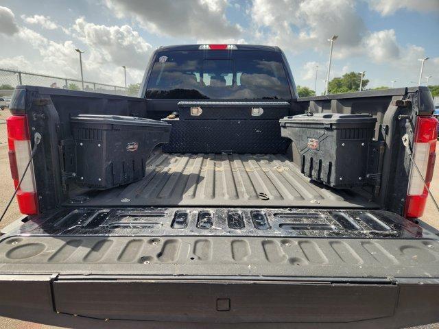 Photo of 2019 Agate Black Metallic Ford F-350