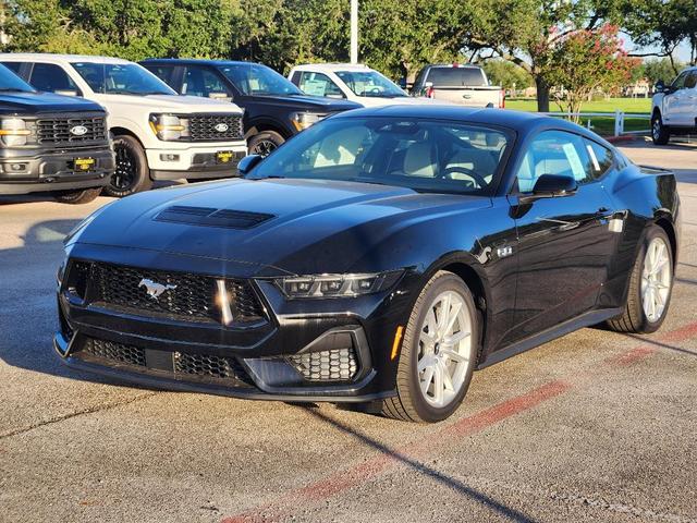 Photo of 2025 Shadow Black Ford Mustang