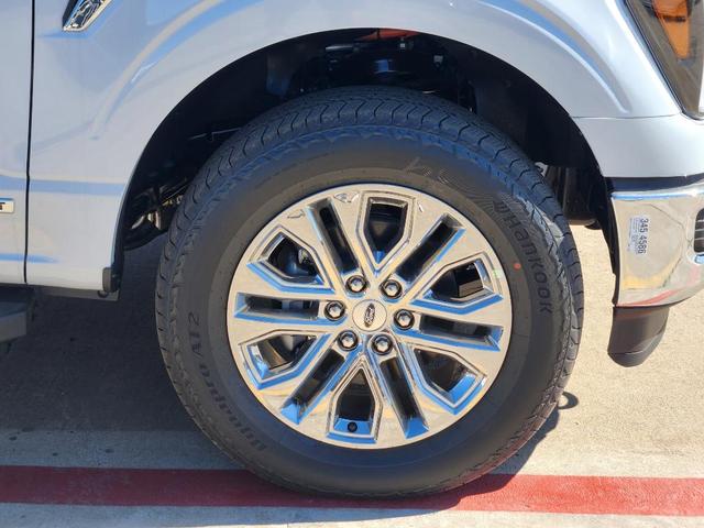 Photo of 2025 Space White Metallic Ford F-150