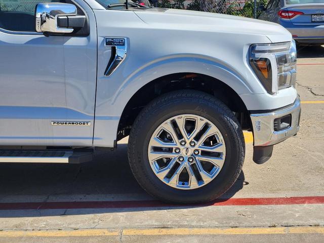 Photo of 2025 Space White Metallic Ford F-150