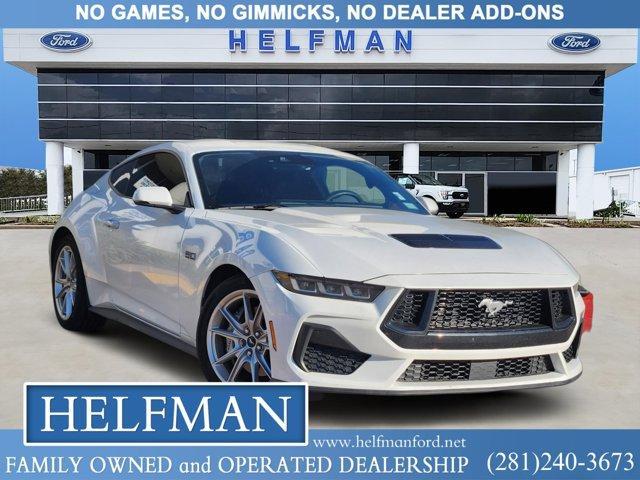 Photo of 2024 Oxford White Ford Mustang