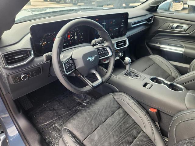 Photo of 2025 Vapor Blue Metallic Ford Mustang
