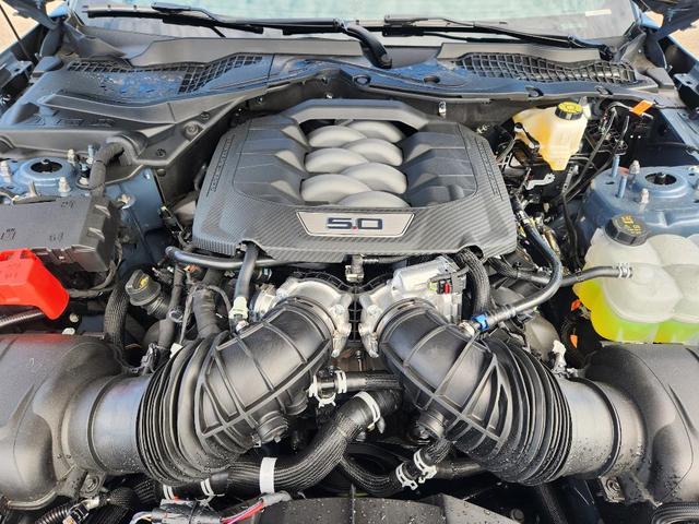 Photo of 2025 Vapor Blue Metallic Ford Mustang