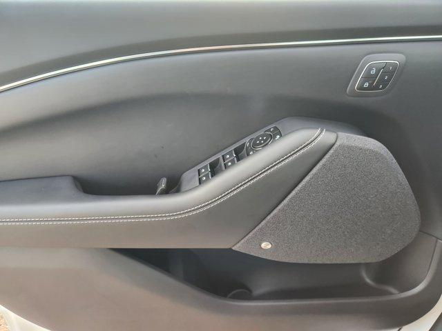 Photo of 2025 Star White Ford Mustang Mach-E