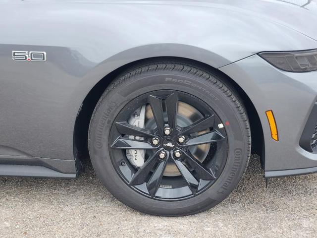 Photo of 2025 Carbonized Gray Metallic Ford Mustang